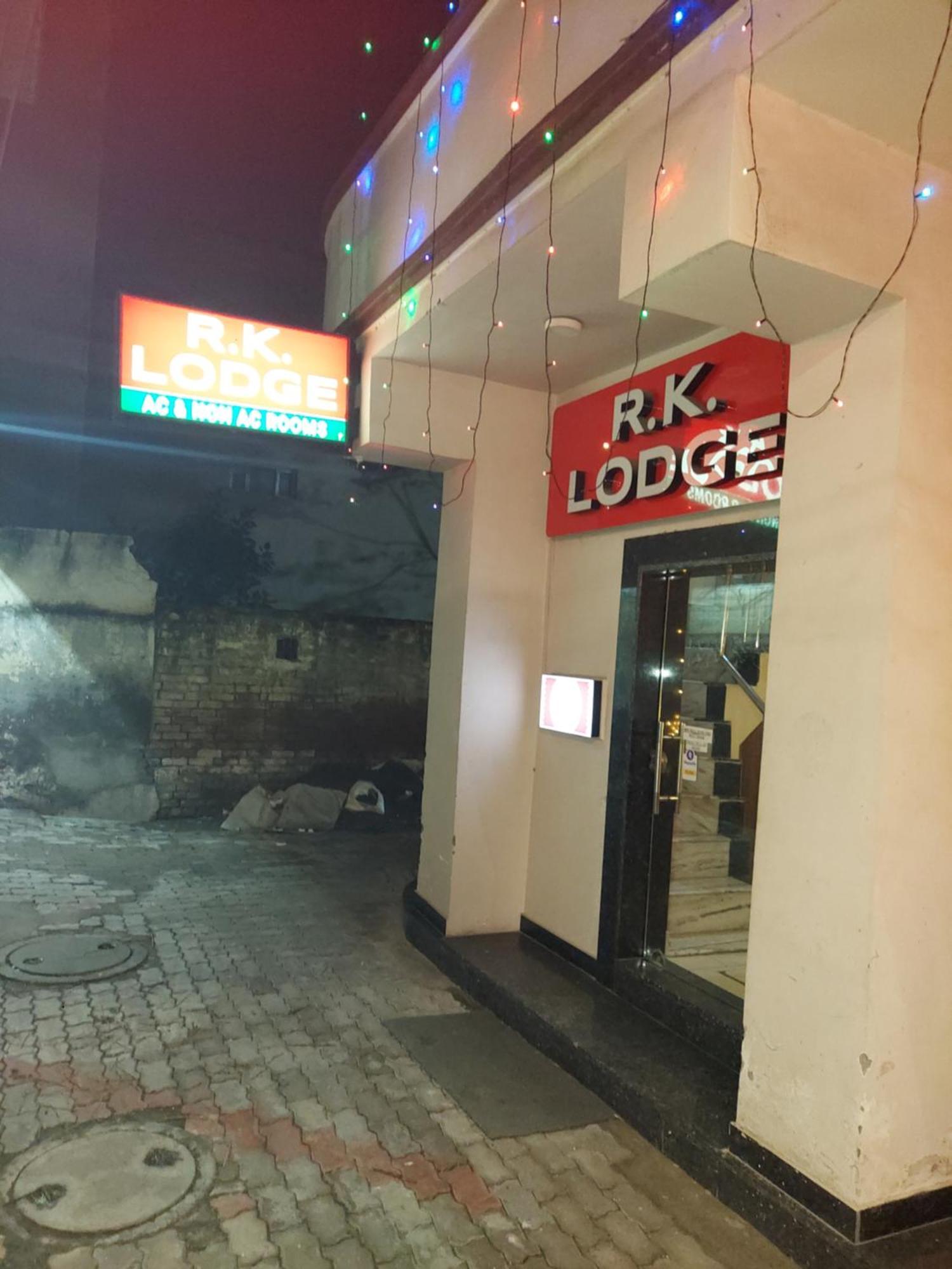 אמריצר Rk Lodge מראה חיצוני תמונה