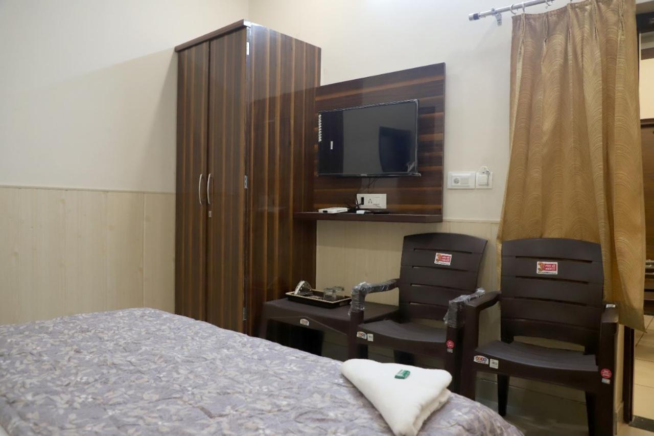 אמריצר Rk Lodge מראה חיצוני תמונה