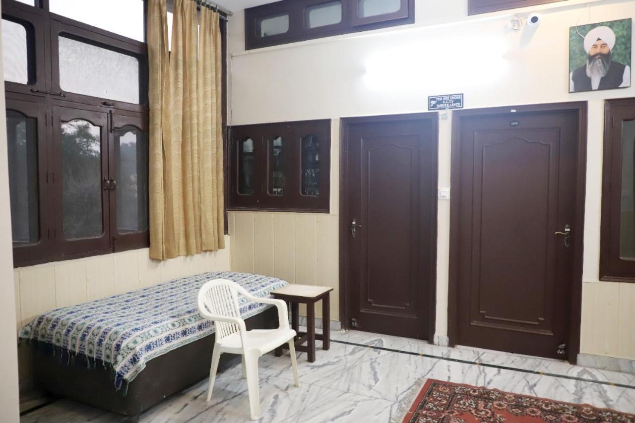 אמריצר Rk Lodge מראה חיצוני תמונה