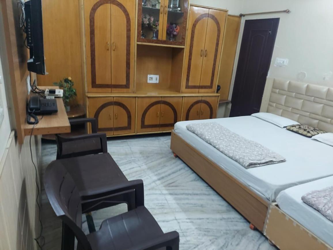 אמריצר Rk Lodge מראה חיצוני תמונה