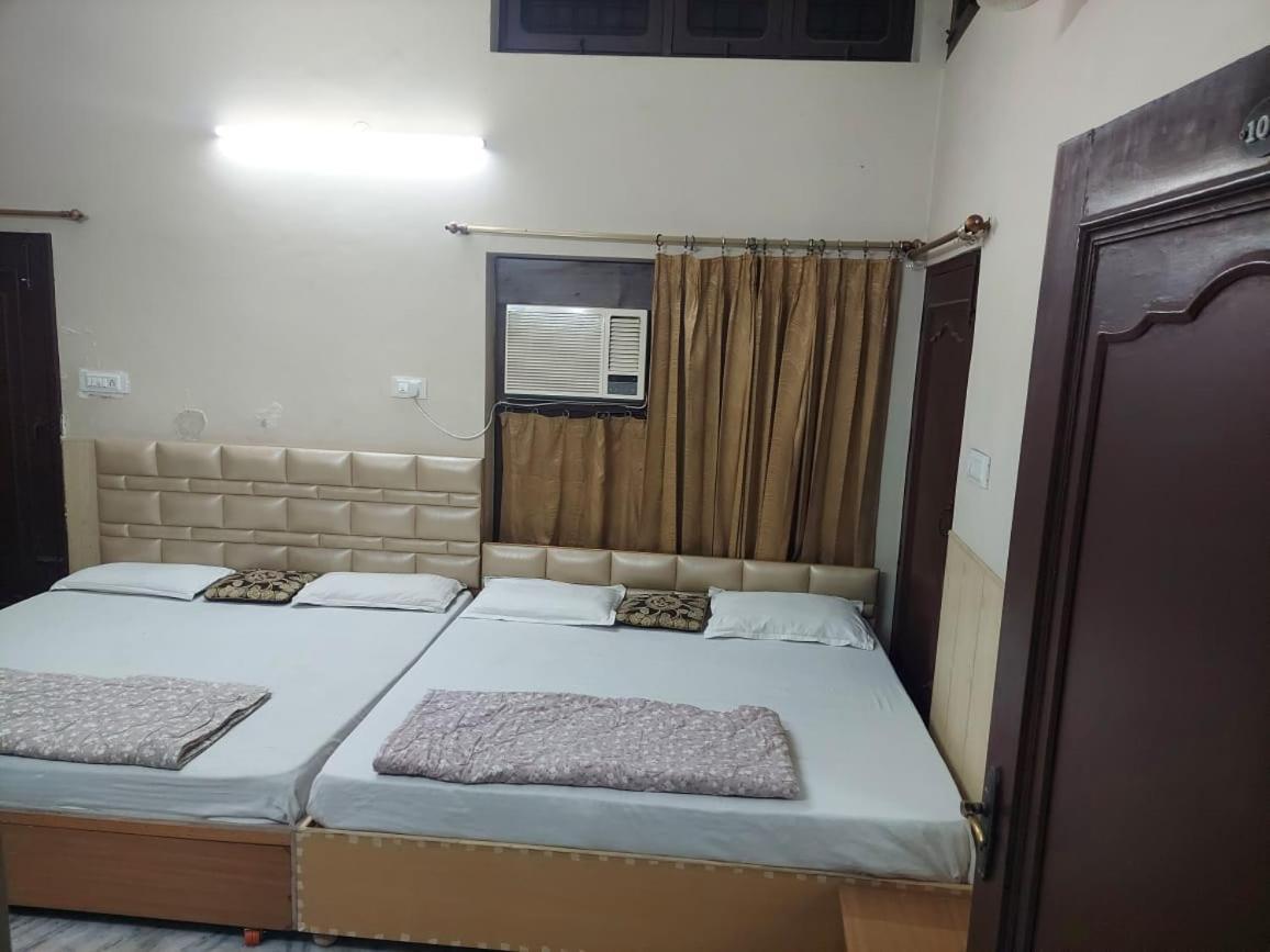 אמריצר Rk Lodge מראה חיצוני תמונה
